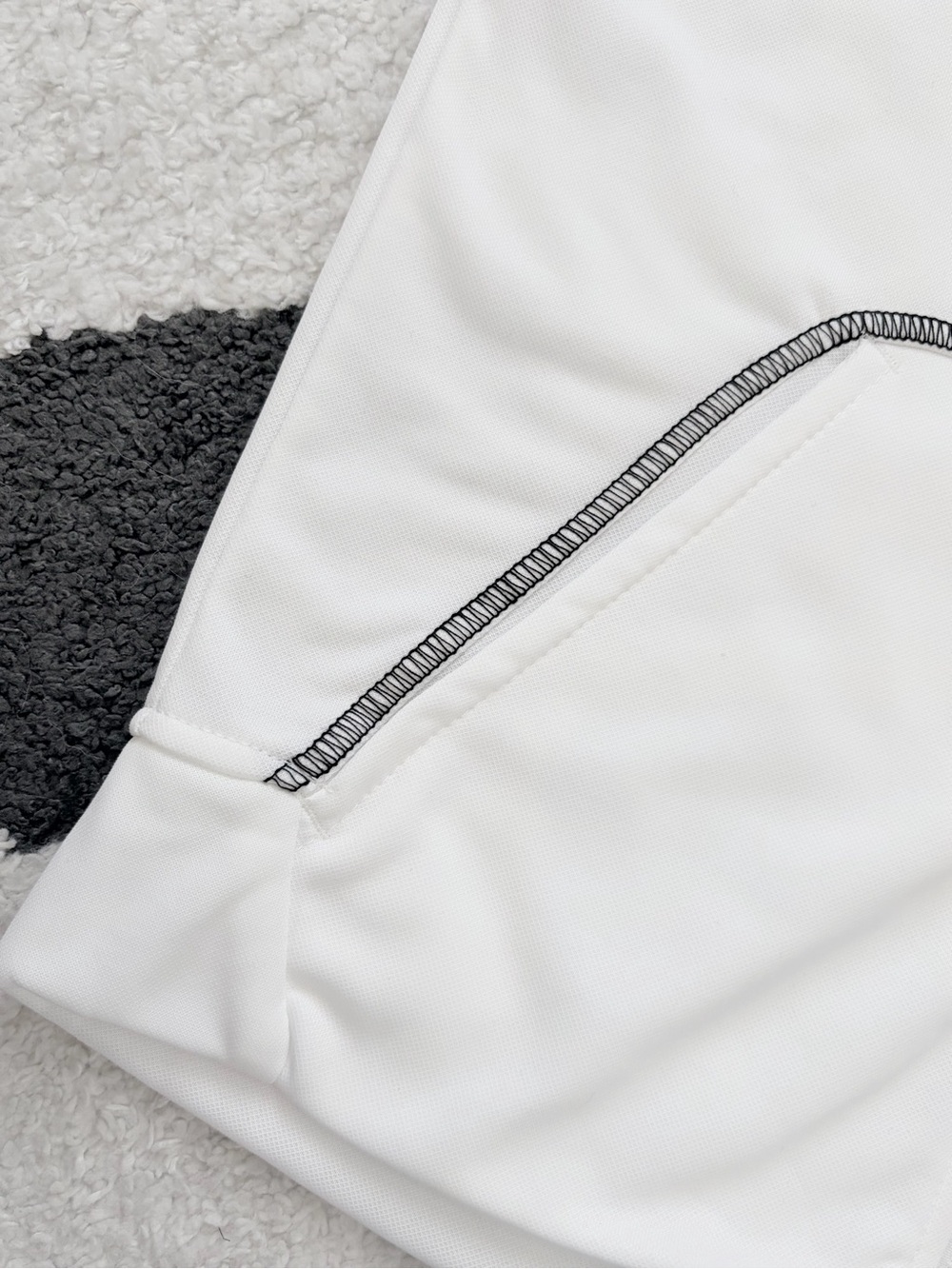NWT Nike Boys Medium White Black Therma Full Zip Graphic Fleece Training Hoodie - Picture 6 of 15